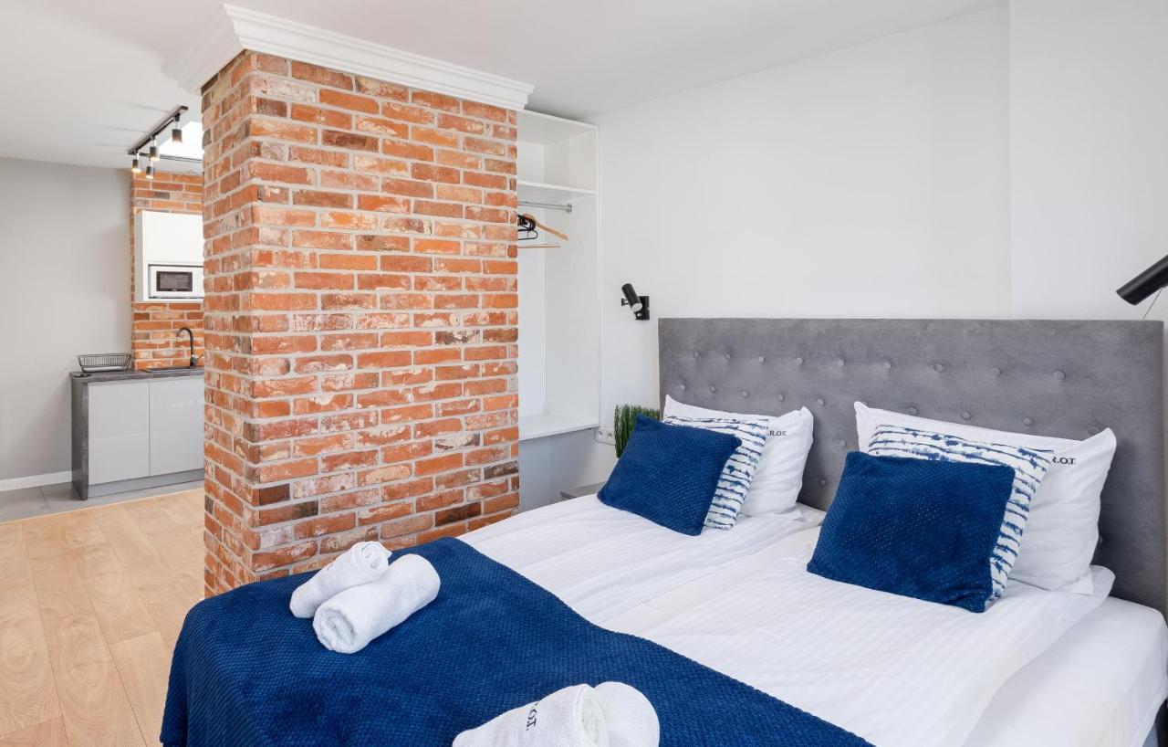 Saint Florian'S Suites - Old Town Luxury Apartments - By Upstairs Kraków Exteriör bild