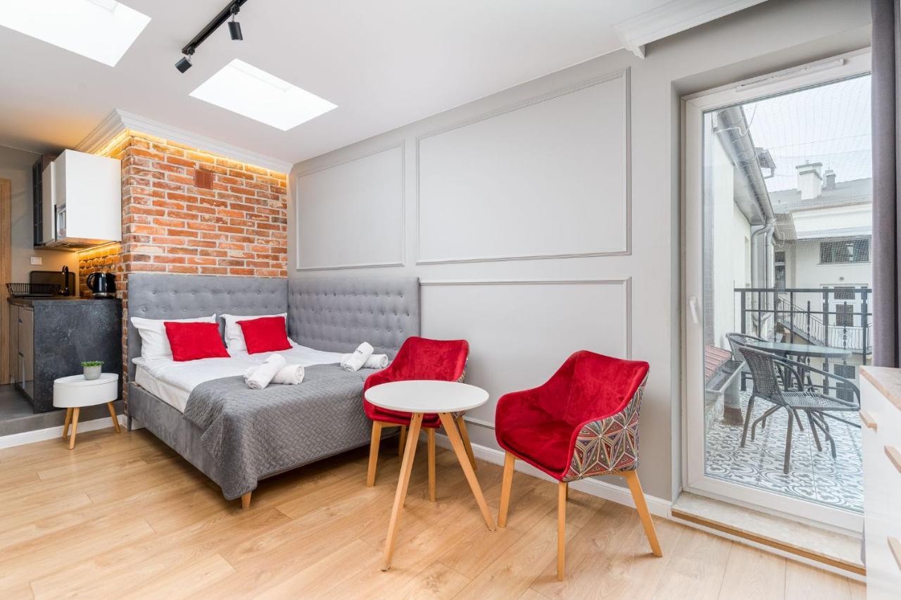 Saint Florian'S Suites - Old Town Luxury Apartments - By Upstairs Kraków Exteriör bild