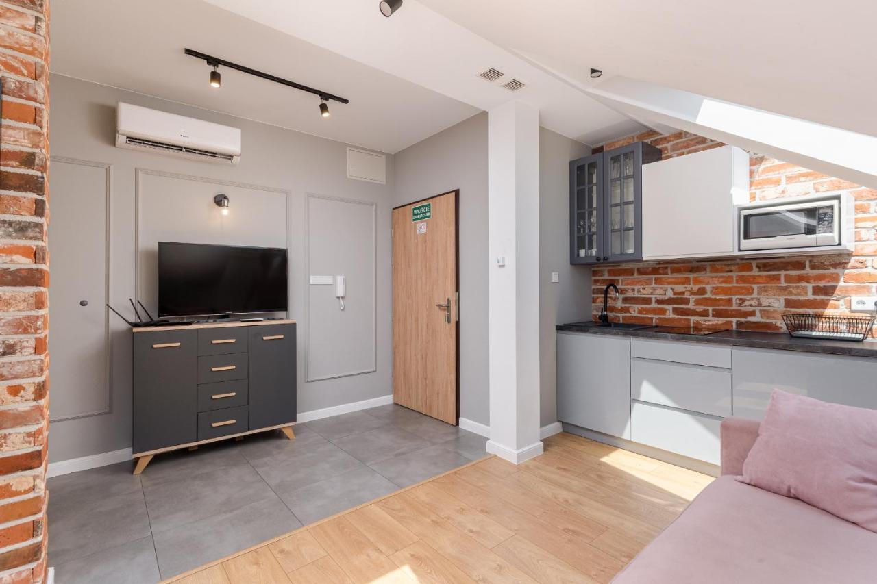 Saint Florian'S Suites - Old Town Luxury Apartments - By Upstairs Kraków Exteriör bild