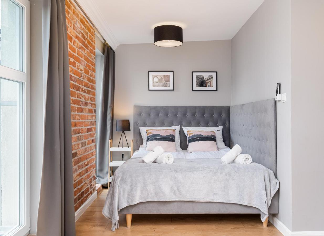 Saint Florian'S Suites - Old Town Luxury Apartments - By Upstairs Kraków Exteriör bild