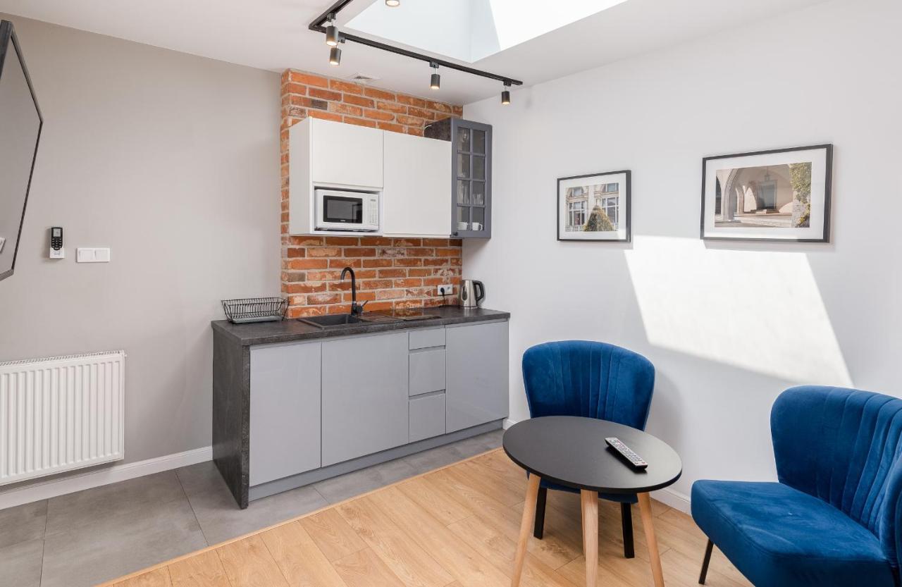 Saint Florian'S Suites - Old Town Luxury Apartments - By Upstairs Kraków Exteriör bild