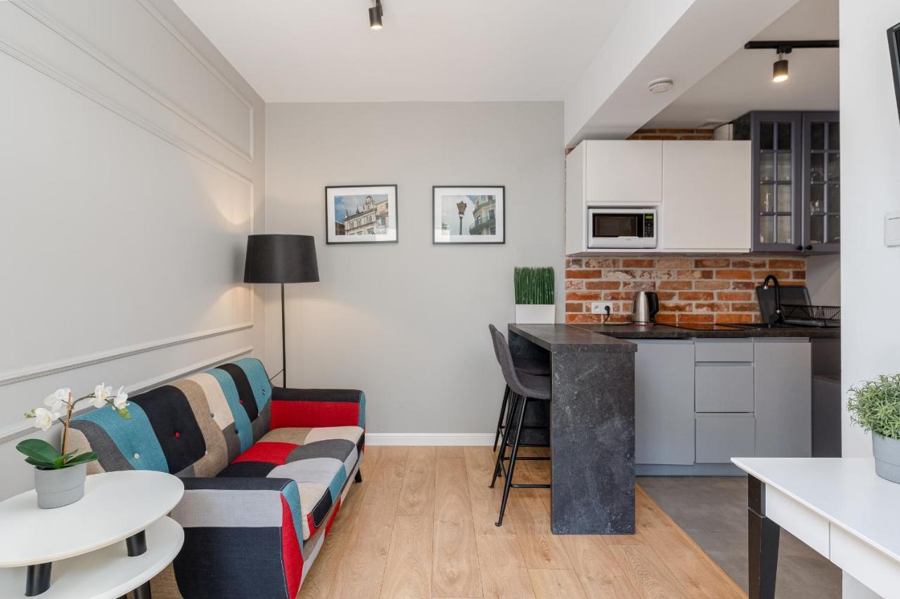 Saint Florian'S Suites - Old Town Luxury Apartments - By Upstairs Kraków Exteriör bild